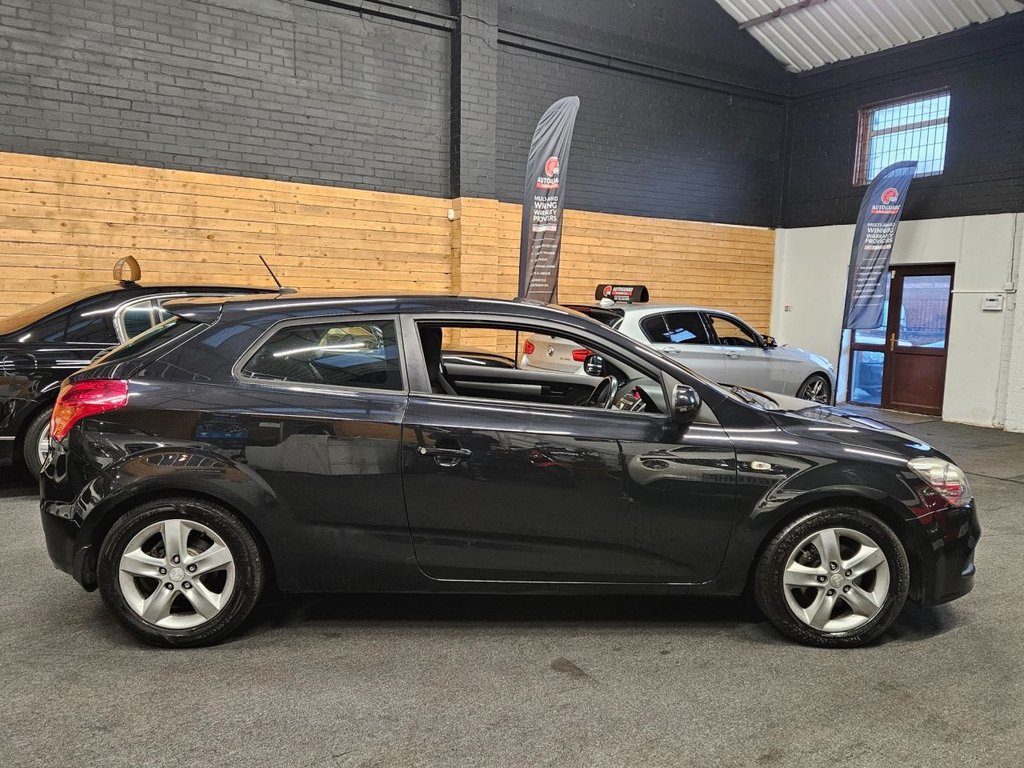 Used Kia Pro Ceed 2013 for sale - 77263655: Photo 7