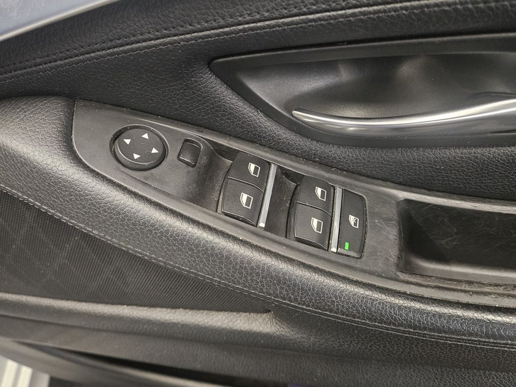 Used BMW 5 Series 2015 for sale - 76642807: Photo 30