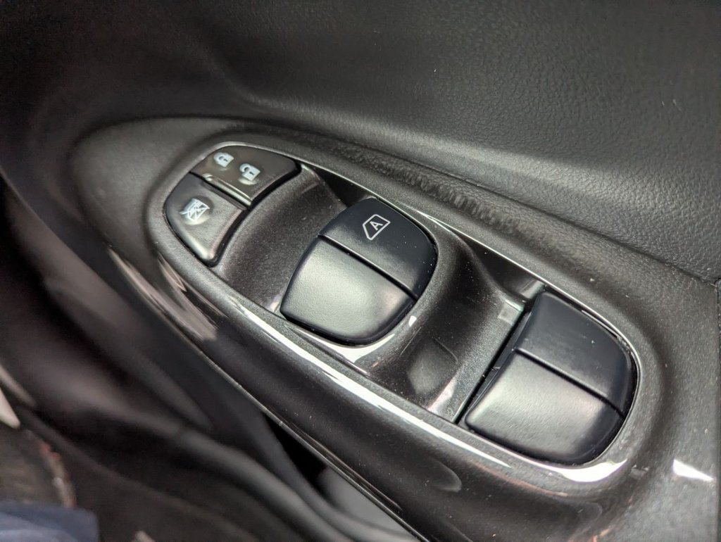 Used Nissan Juke 2018 for sale - 76203171: Photo 38