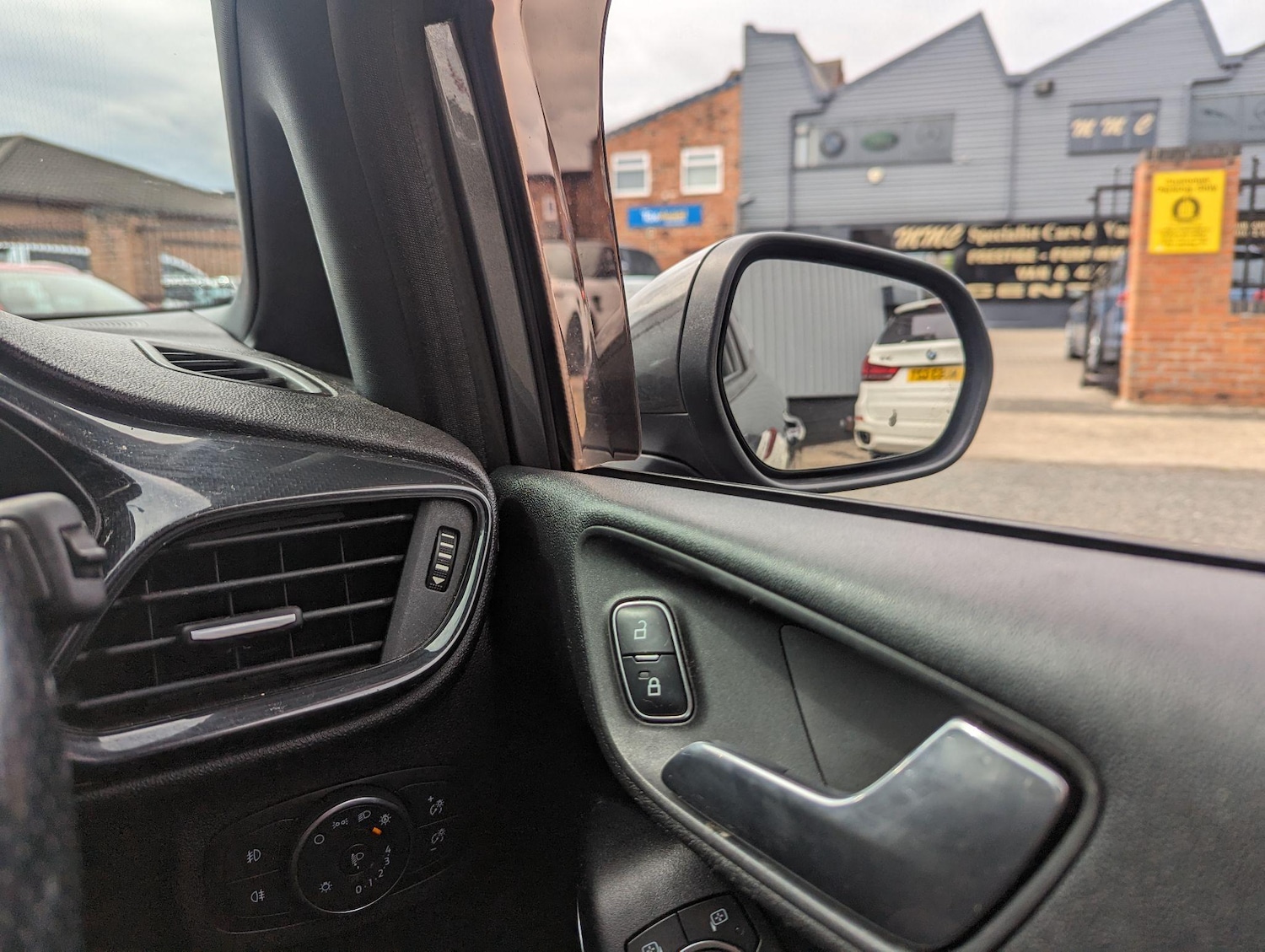 Vehicle 25
