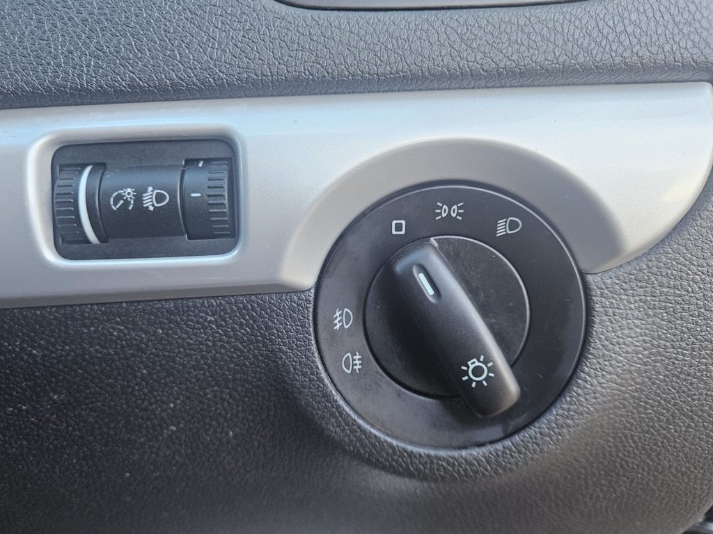 Used Skoda Yeti 2012 for sale - 76665529: Photo 26