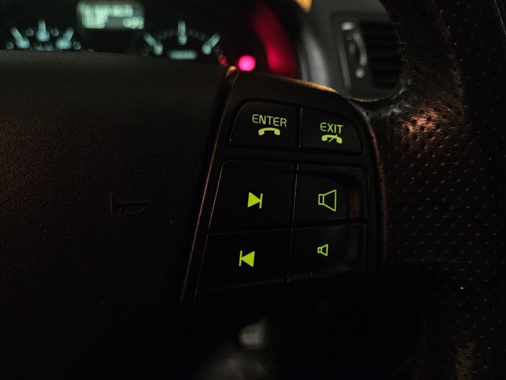 Used Volvo V50 2010 for sale - 77111155: Photo 25