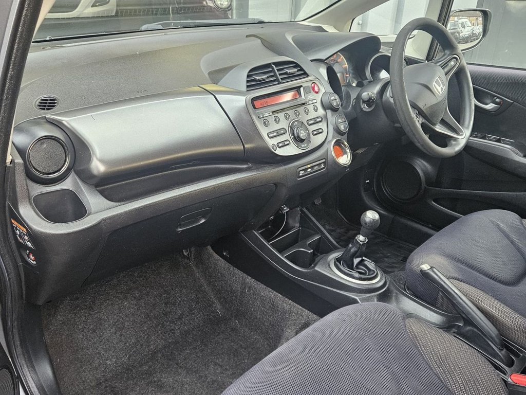 Used Honda Jazz 2013 for sale - 76900768: Photo 15