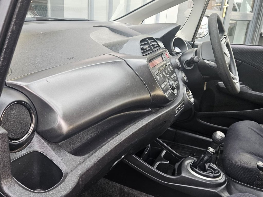Used Honda Jazz 2013 for sale - 76900768: Photo 17