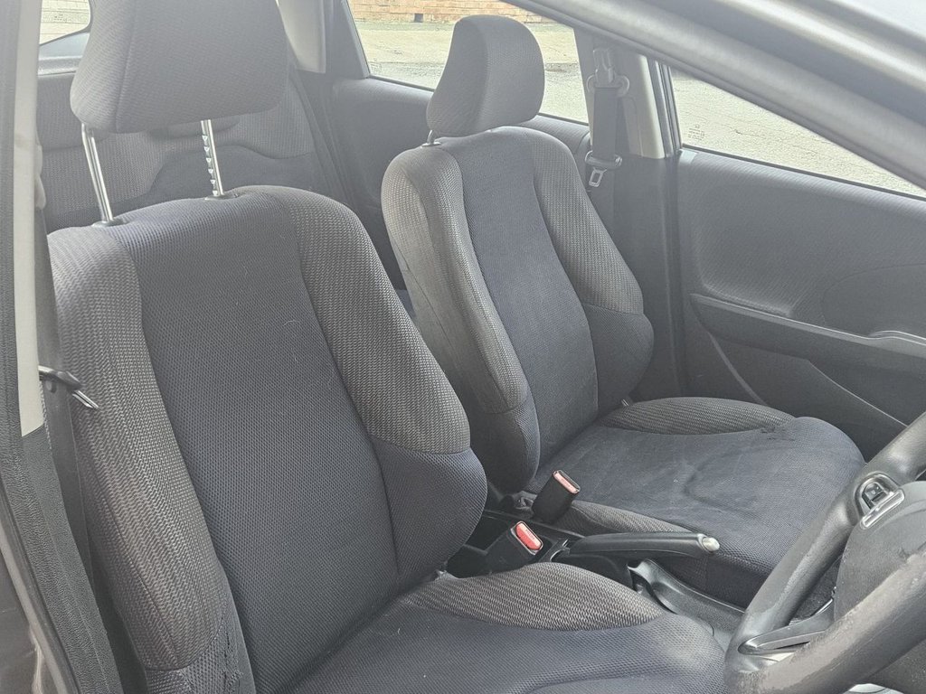 Used Honda Jazz 2013 for sale - 76900768: Photo 21
