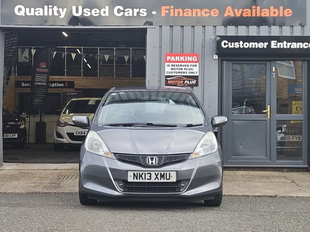 Used Honda Jazz 2013 for sale - 76900768: Photo 3