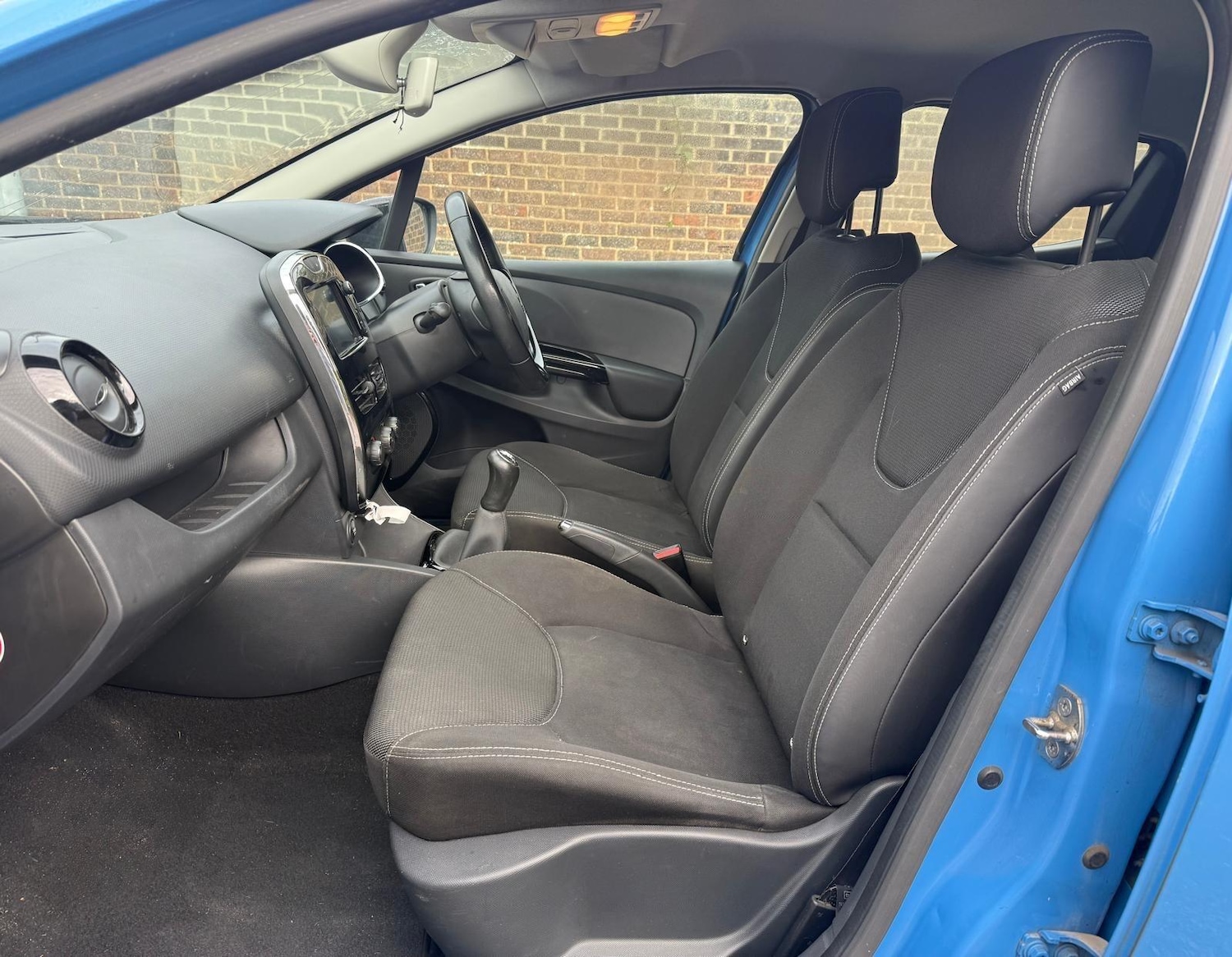 Used Renault Clio 2013 for sale - 77157602: Photo 11