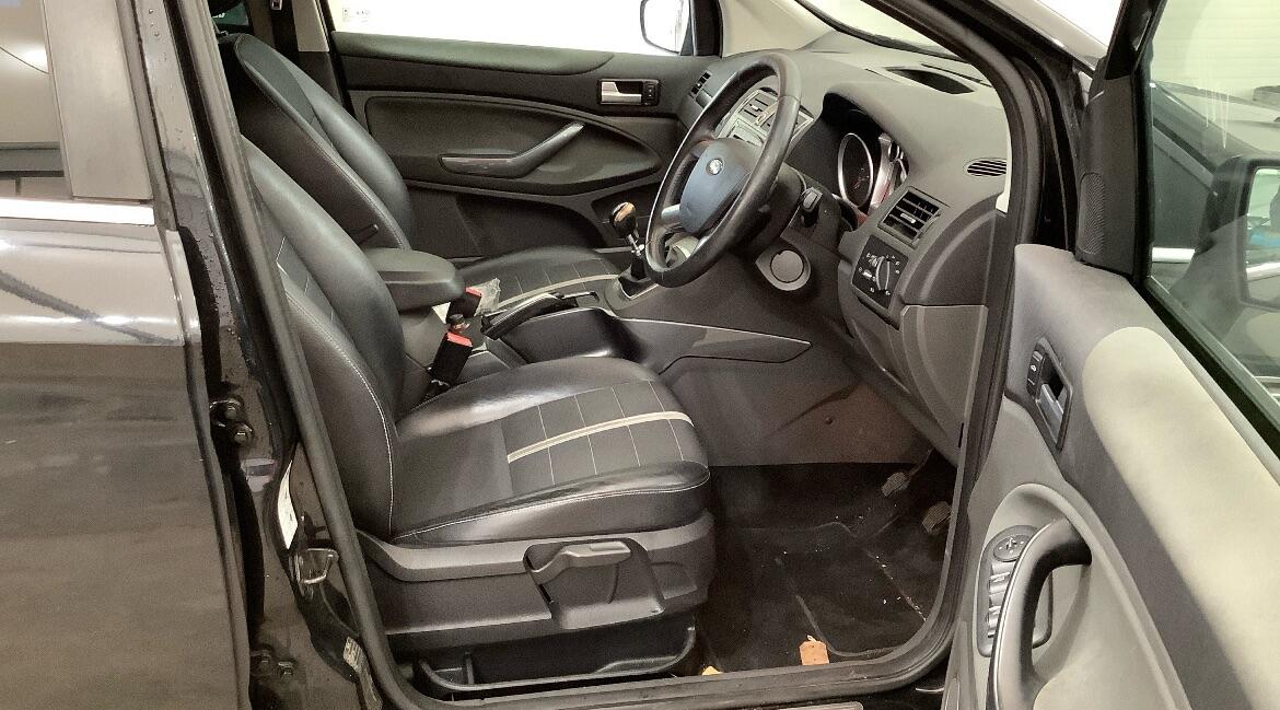 Used Ford Kuga 2011 for sale - 77157612: Photo 9