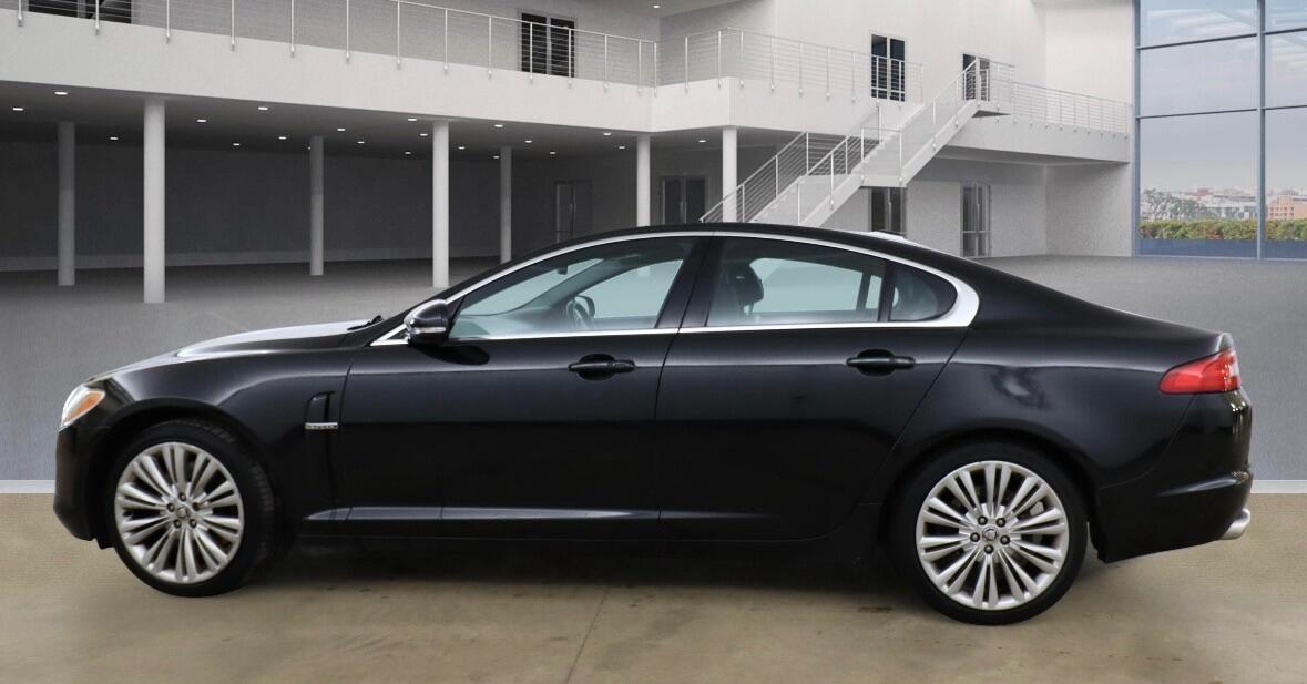 Used Jaguar XF 2010 for sale - 77157604: Photo 3