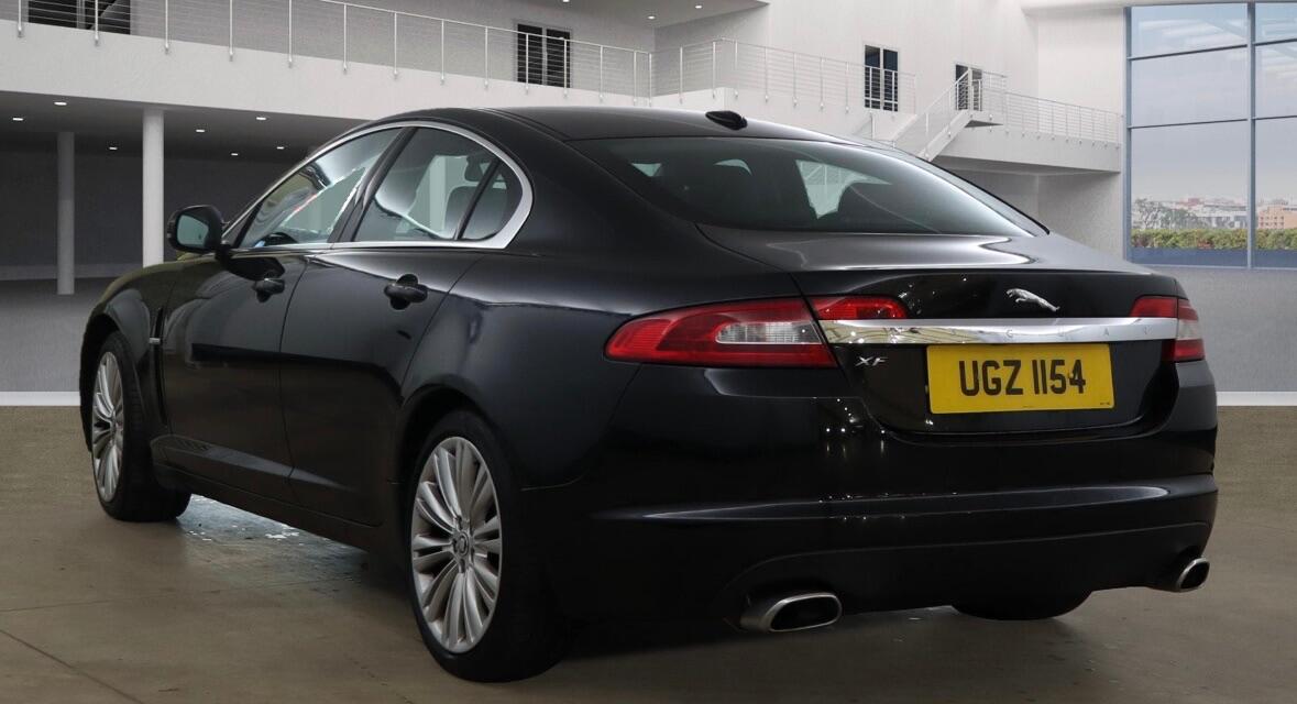 Used Jaguar XF 2010 for sale - 77157604: Photo 4
