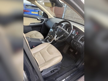 Used Volvo XC60 2014 for sale - 77157629: Photo