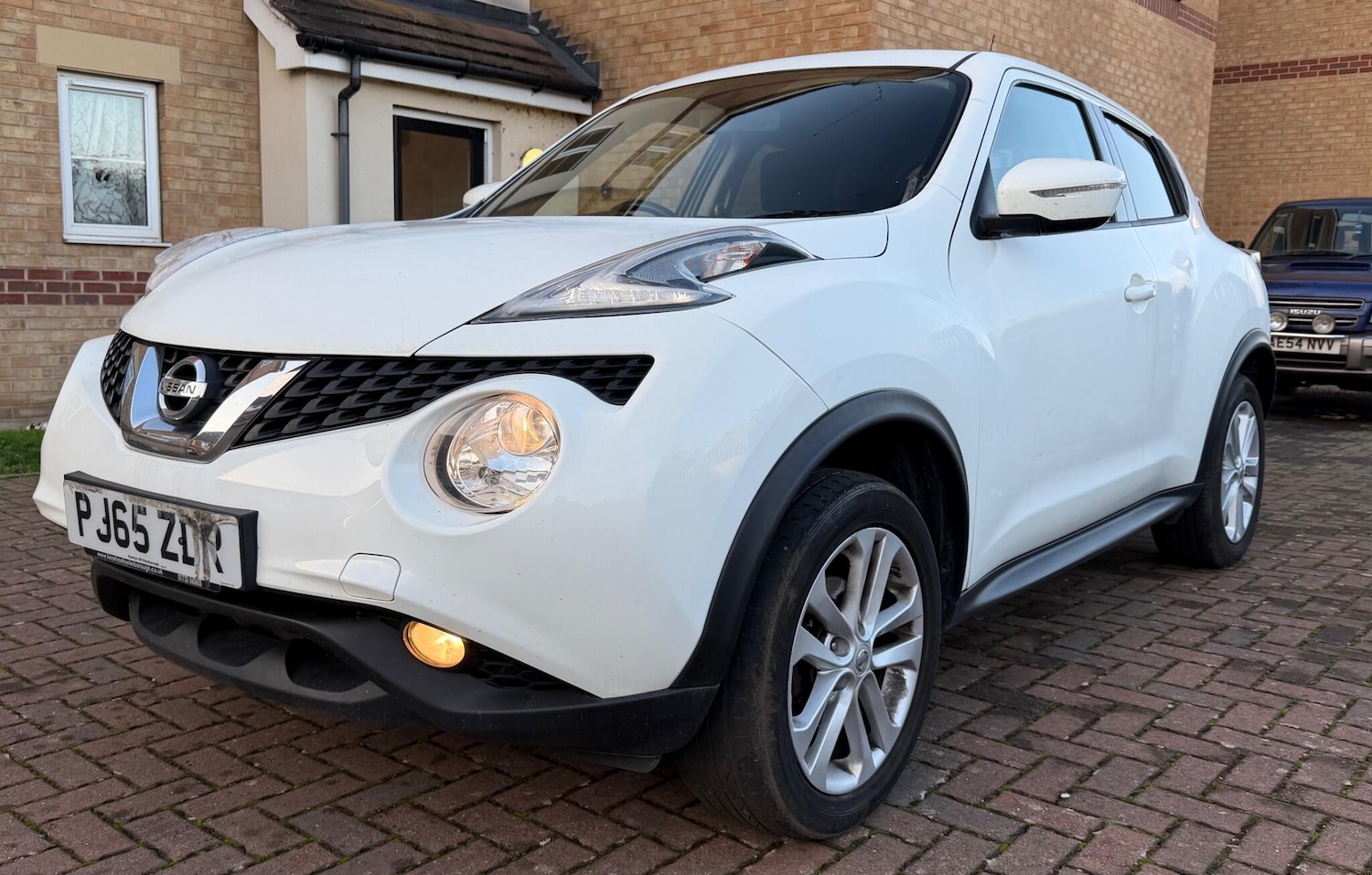 Used Nissan Juke 2015 for sale - 77109123: Photo 4
