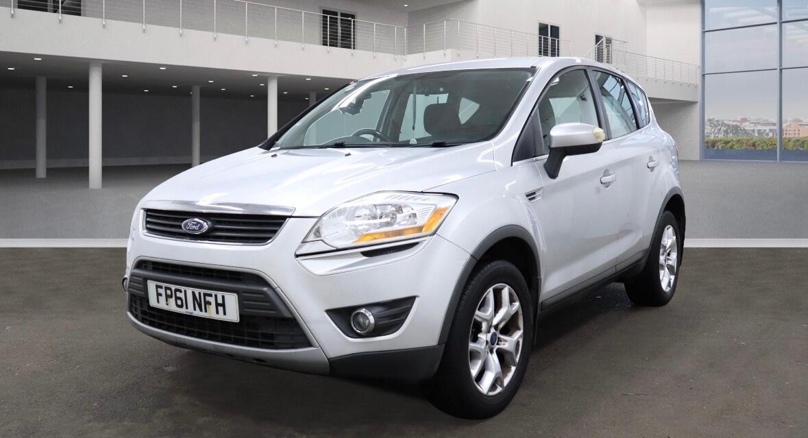 Used Ford Kuga 2011 for sale - 77157622: Photo 2