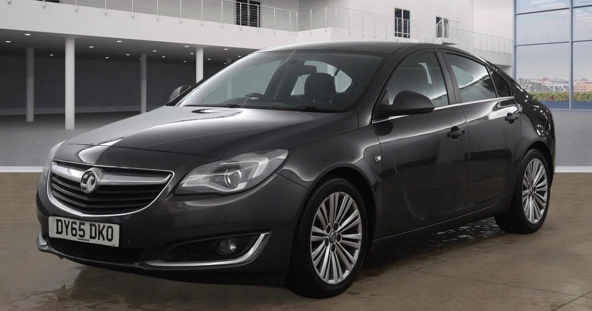 Used Vauxhall Insignia 2016 for sale - 77162757: Photo 2