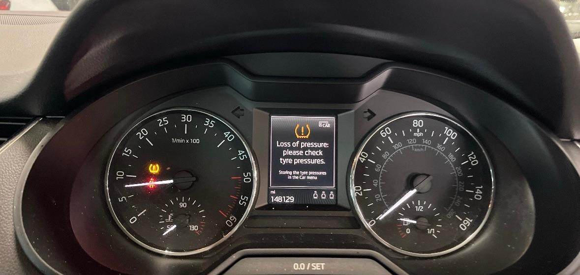 Used Skoda Octavia 2013 for sale - 77157641: Photo 9