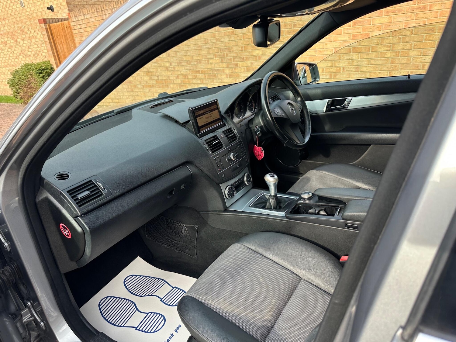 Used Mercedes-Benz C Class 2010 for sale - 77157625: Photo 16