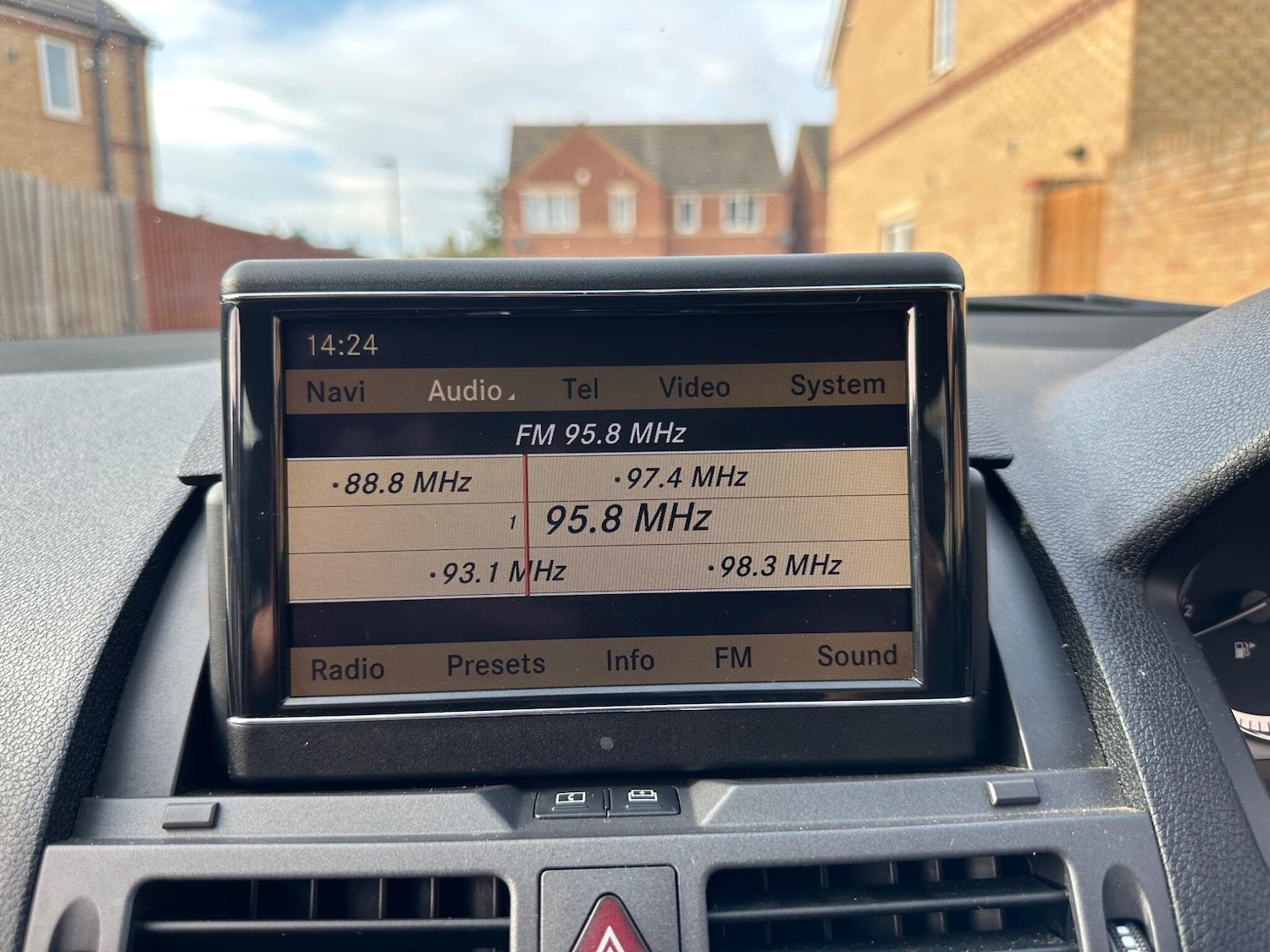 Used Mercedes-Benz C Class 2010 for sale - 77157625: Photo 17