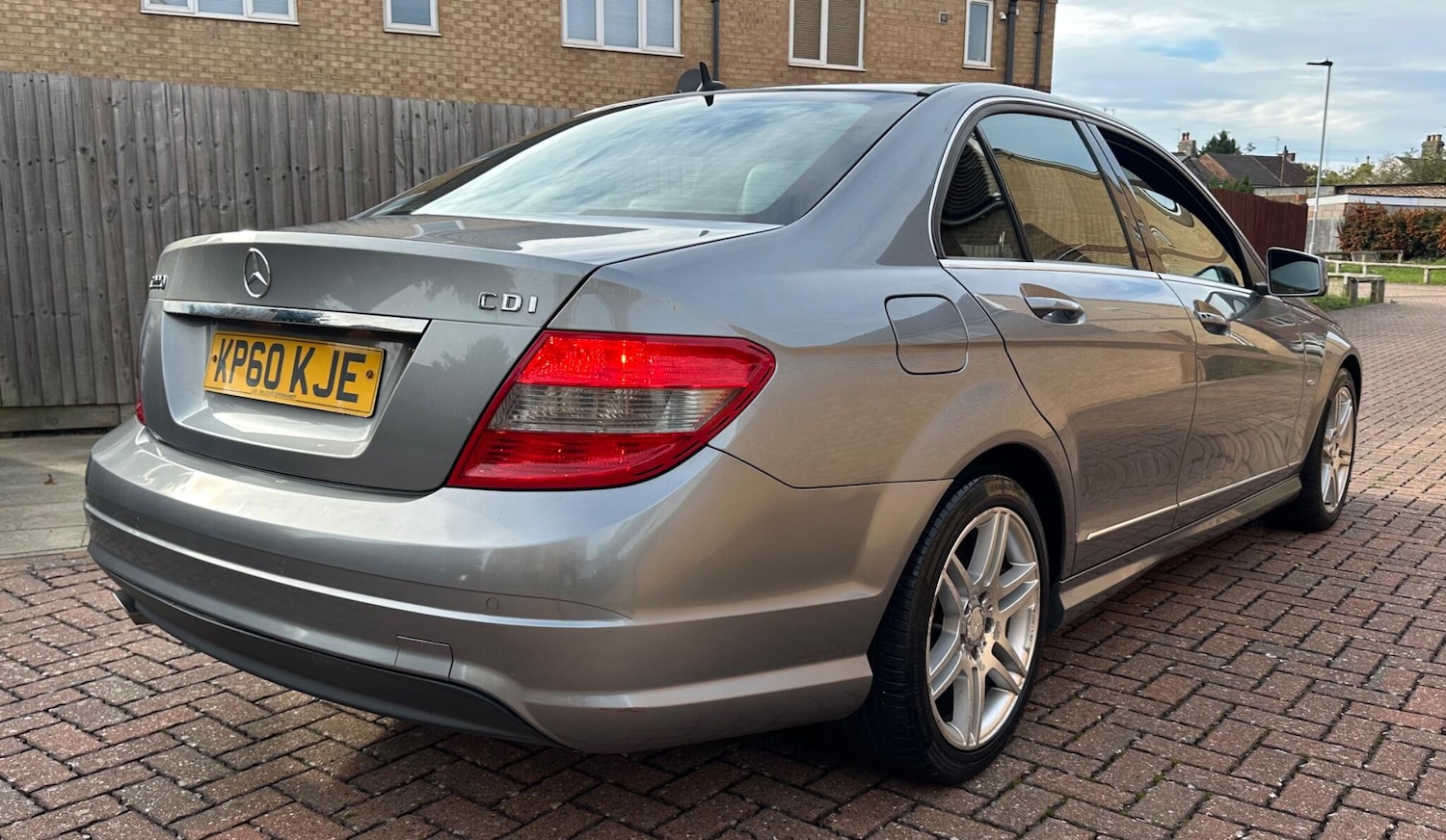 Used Mercedes-Benz C Class 2010 for sale - 77157625: Photo 8