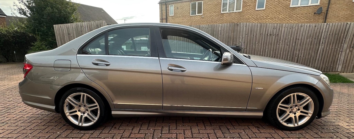 Used Mercedes-Benz C Class 2010 for sale - 77157625: Photo 9