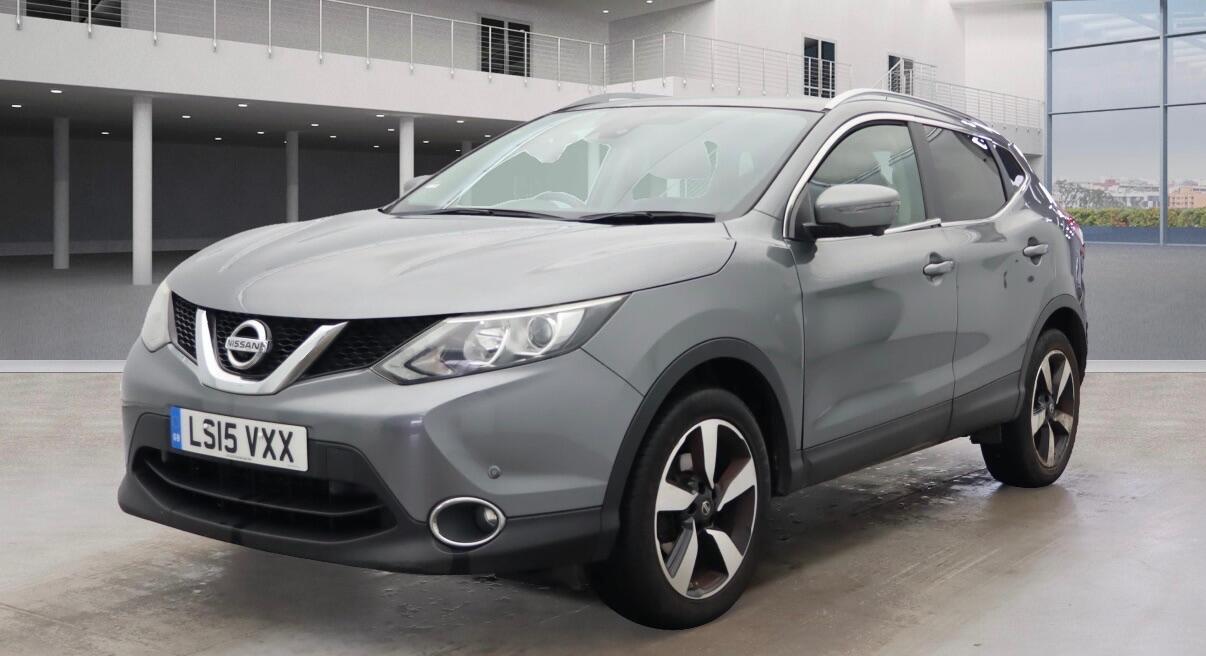 Used Nissan Qashqai 2015 for sale - 77157613: Photo 2