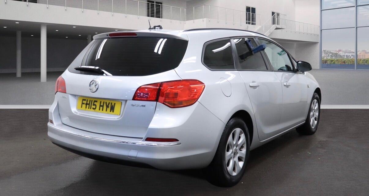 Used Vauxhall Astra 2015 for sale - 77237873: Photo 5