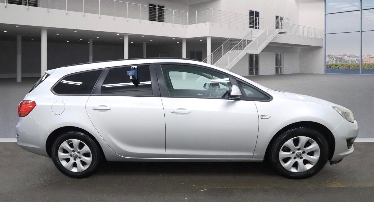 Used Vauxhall Astra 2015 for sale - 77237873: Photo 6