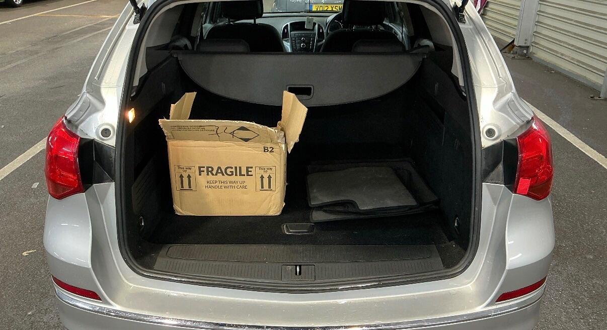 Used Vauxhall Astra 2015 for sale - 77237873: Photo 8