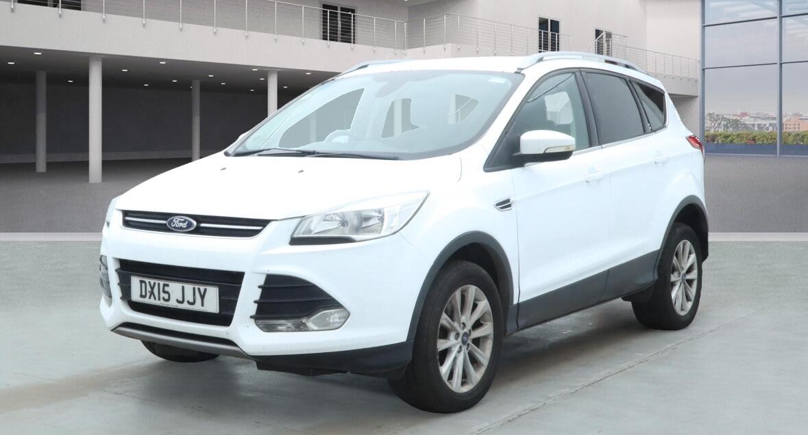Used Ford Kuga 2015 for sale - 77157614: Photo 2