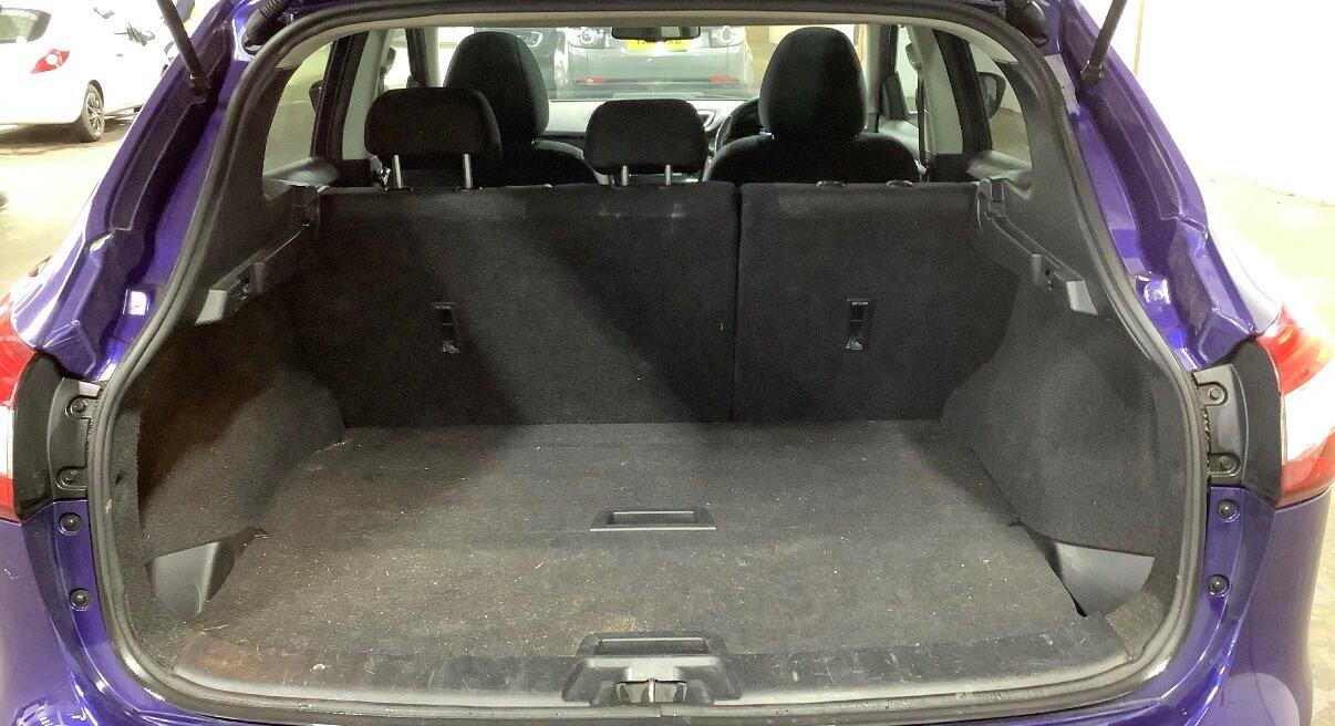 Used Nissan Qashqai 2015 for sale - 77143629: Photo 5