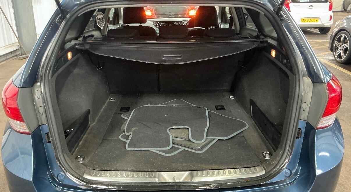 Used Hyundai i40 2012 for sale - 77400561: Photo 7