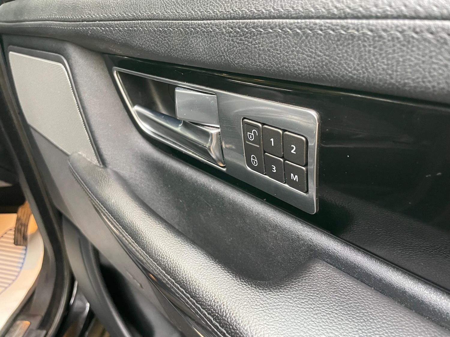 Used Land Rover Range Rover Sport 2012 for sale - 77157630: Photo 40