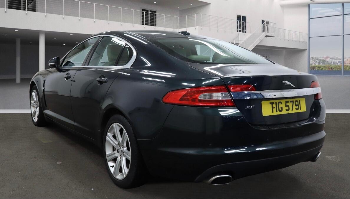 Used Jaguar XF 2011 for sale - 77157616: Photo 4