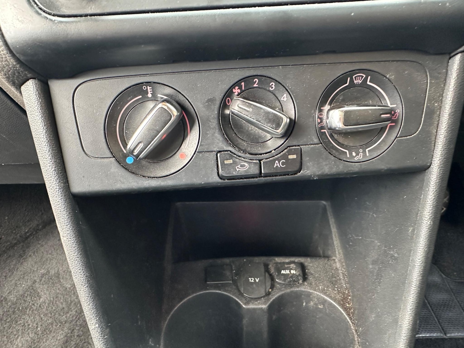 Used Volkswagen Polo 2013 for sale - 77157599: Photo 17