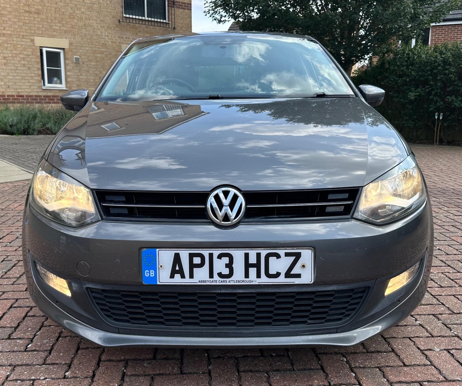 Used Volkswagen Polo 2013 for sale - 77157599: Photo 2