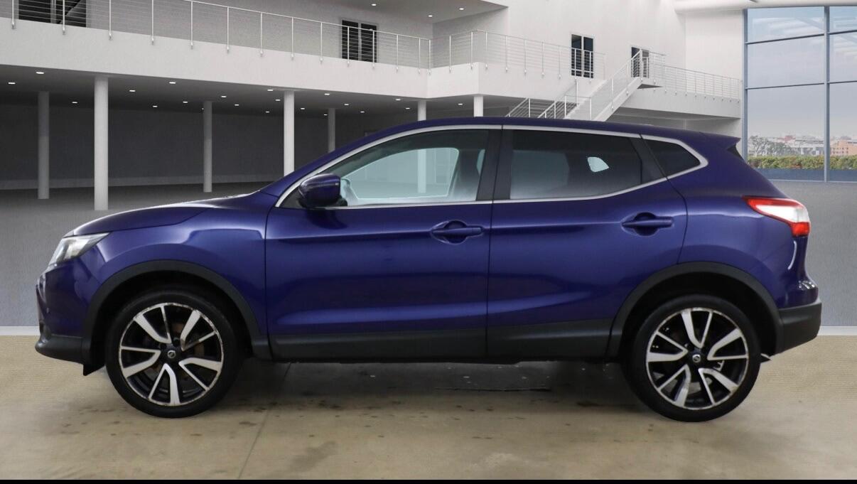 Used Nissan Qashqai 2015 for sale - 77157620: Photo 4