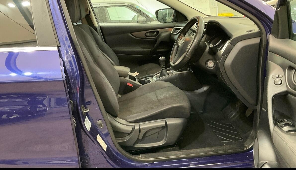 Used Nissan Qashqai 2015 for sale - 77157620: Photo 5