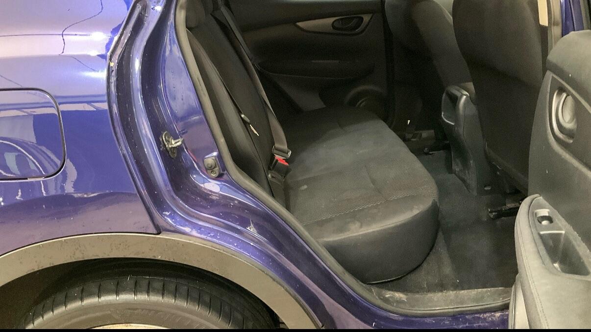 Used Nissan Qashqai 2015 for sale - 77157620: Photo 8