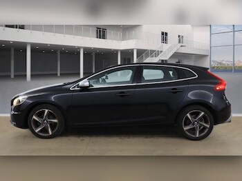 Used Volvo V40 2013 for sale - 77073938: Photo