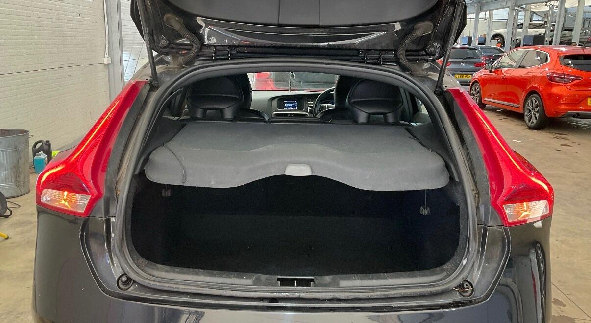 Used Volvo V40 2013 for sale - 77073938: Photo 7