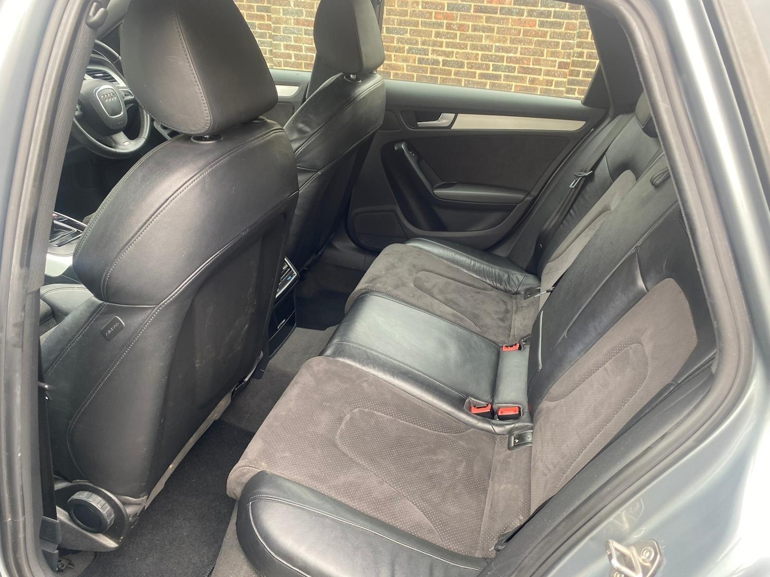 Used Audi A4 Avant for sale - 77215975: Photo 12