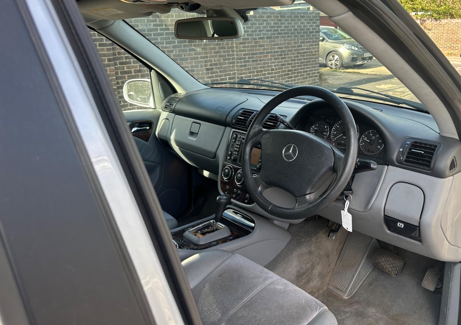 Used Mercedes-Benz M Class 2005 for sale - 77157637: Photo 10