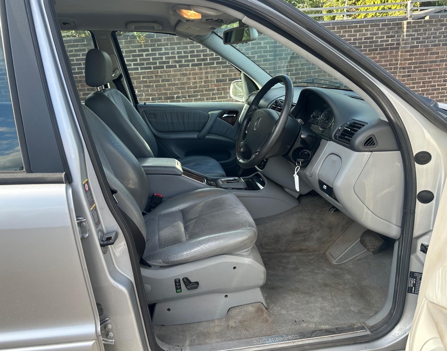 Used Mercedes-Benz M Class 2005 for sale - 77157637: Photo 9