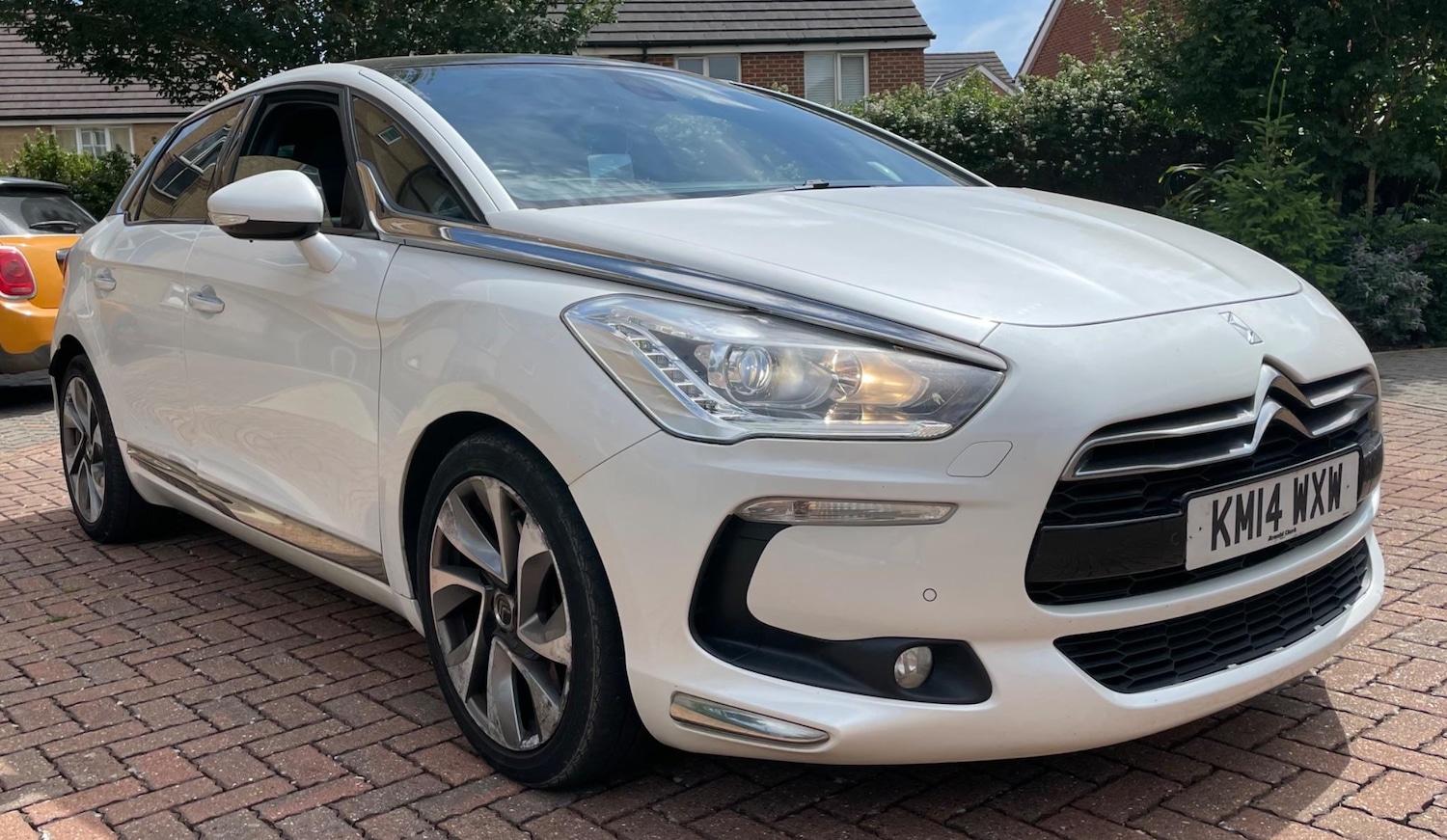 Used Citroen DS5 2014 for sale - 77157623: Photo 2