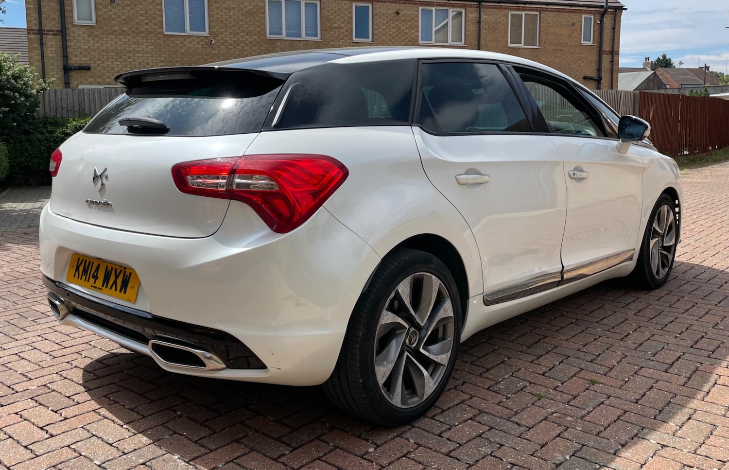 Used Citroen DS5 2014 for sale - 77157623: Photo 8