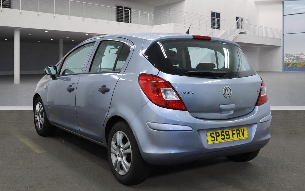 Used Vauxhall Corsa 2010 for sale - 77157635: Photo 4