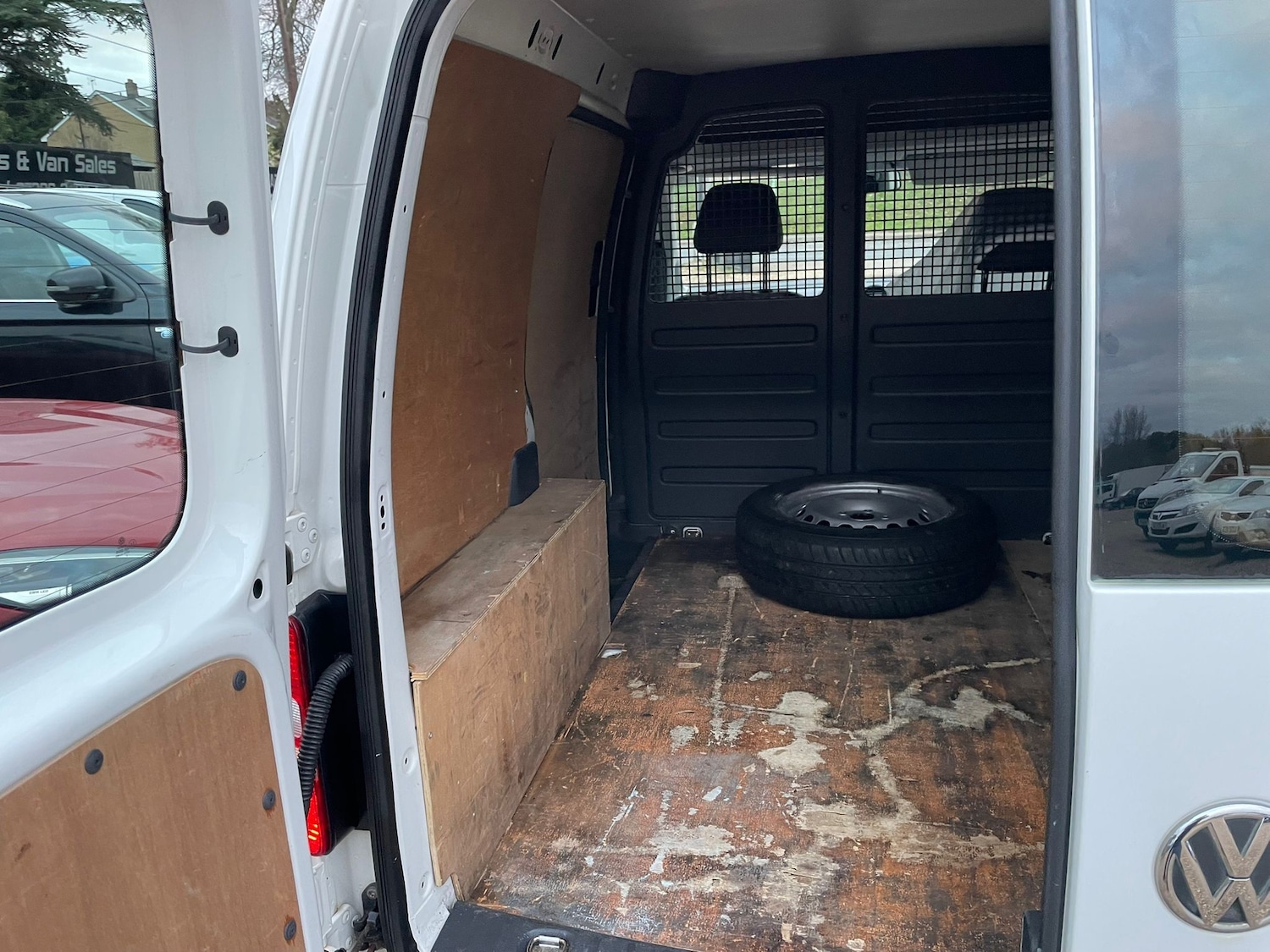 Used Volkswagen Caddy 2011 for sale - 76595682: Photo 11