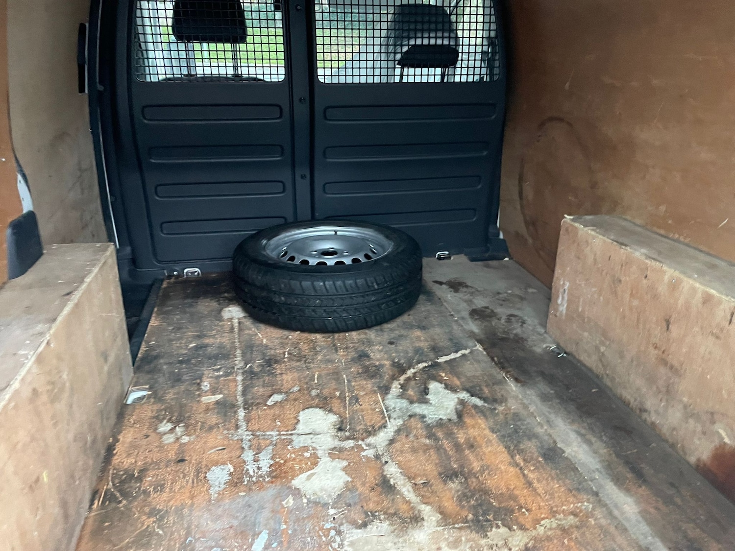 Used Volkswagen Caddy 2011 for sale - 76595682: Photo 13