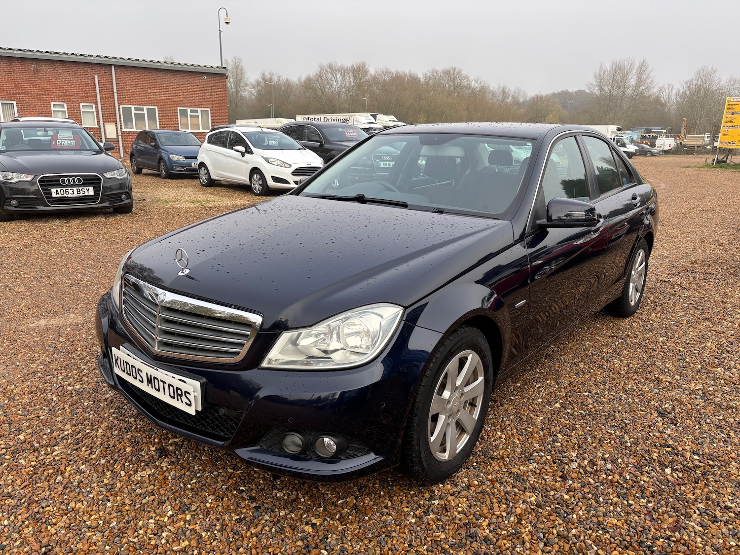Used Mercedes-Benz C Class 2012 for sale - 76653868: Photo 1