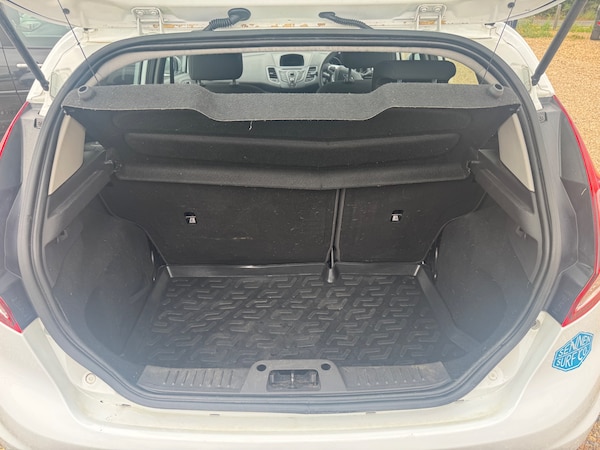 Used Ford Fiesta 2013 for sale - 75272571: Photo 13