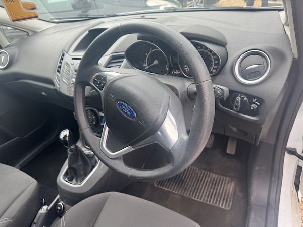 Used Ford Fiesta 2013 for sale - 75272571: Photo 16